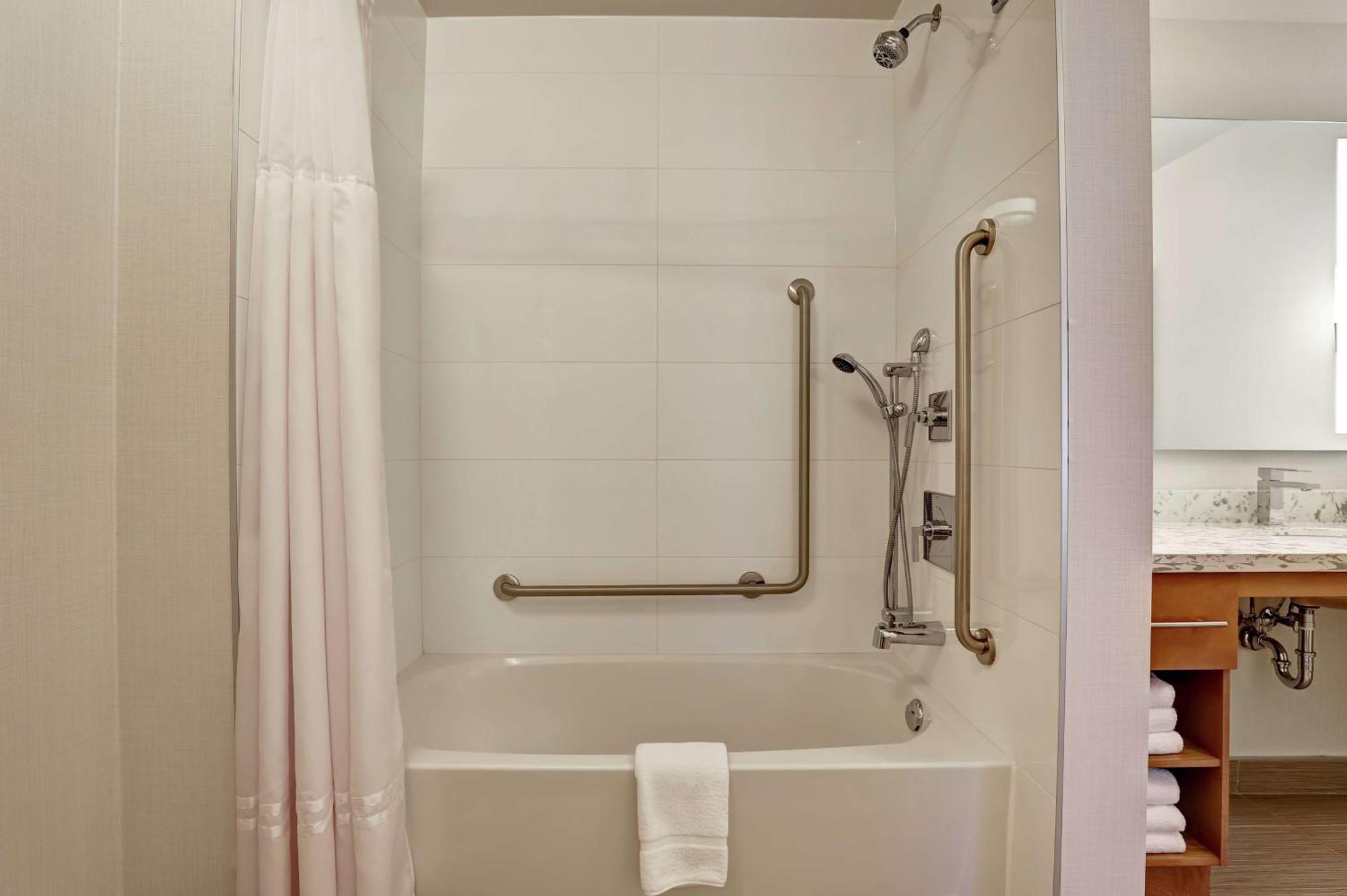 Homewood Suites By Hilton Ottawa Kanata Экстерьер фото