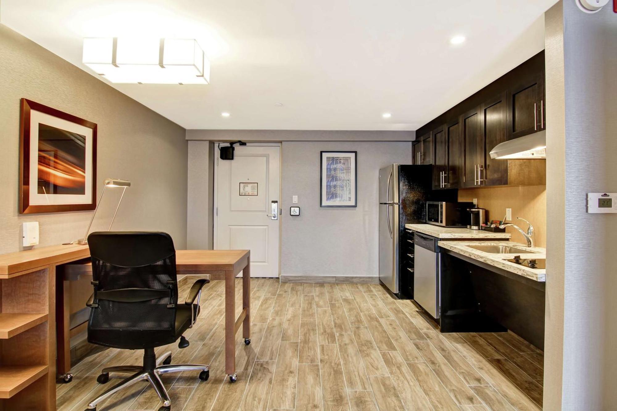 Homewood Suites By Hilton Ottawa Kanata Экстерьер фото
